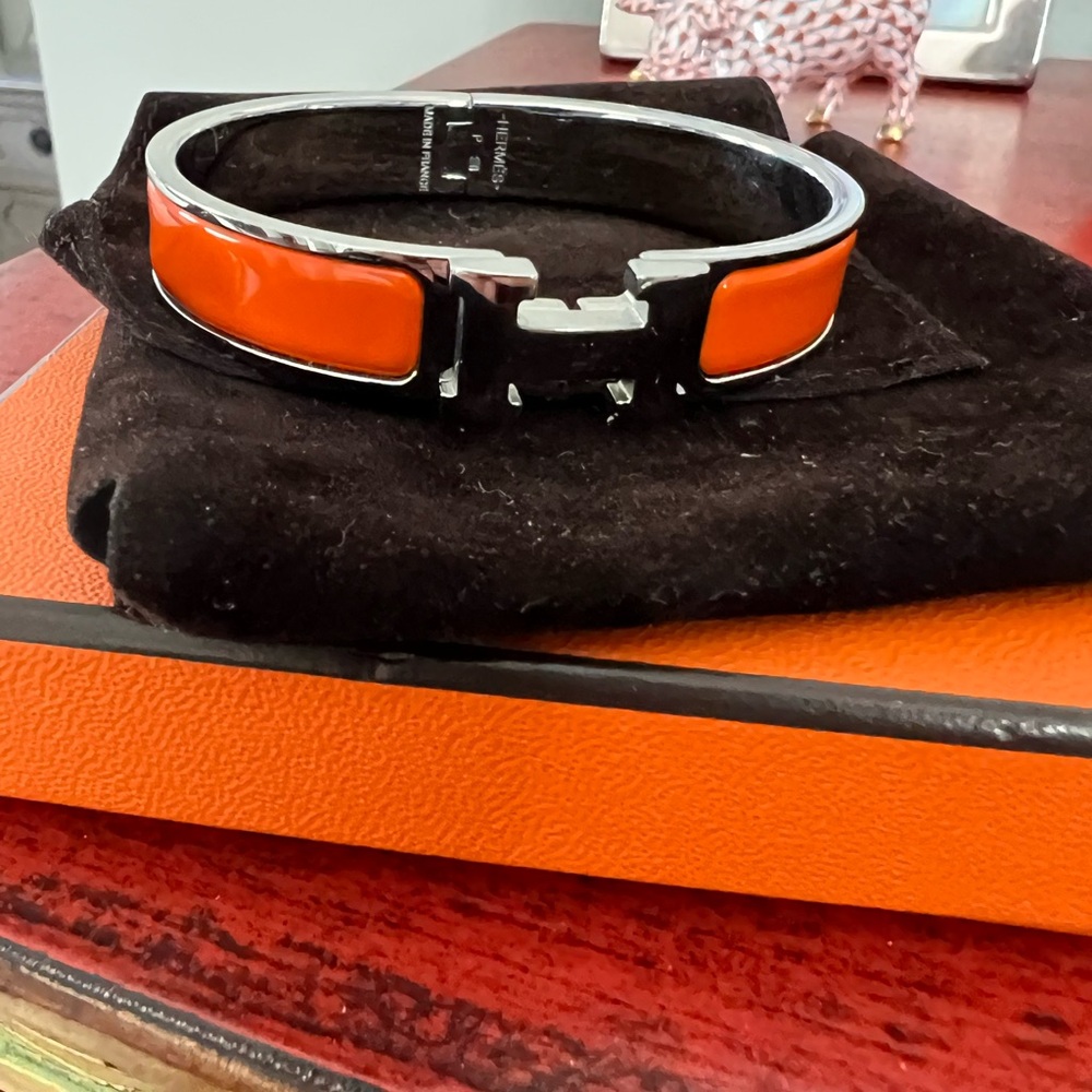 Hermés Clic H bracelet.
